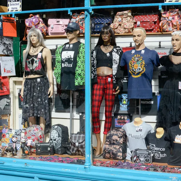 Souvenir Shops — photograph 19 of 20