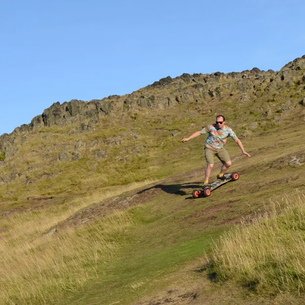 Mountian Boarding Arthurs Seat — photograph 9 of 43