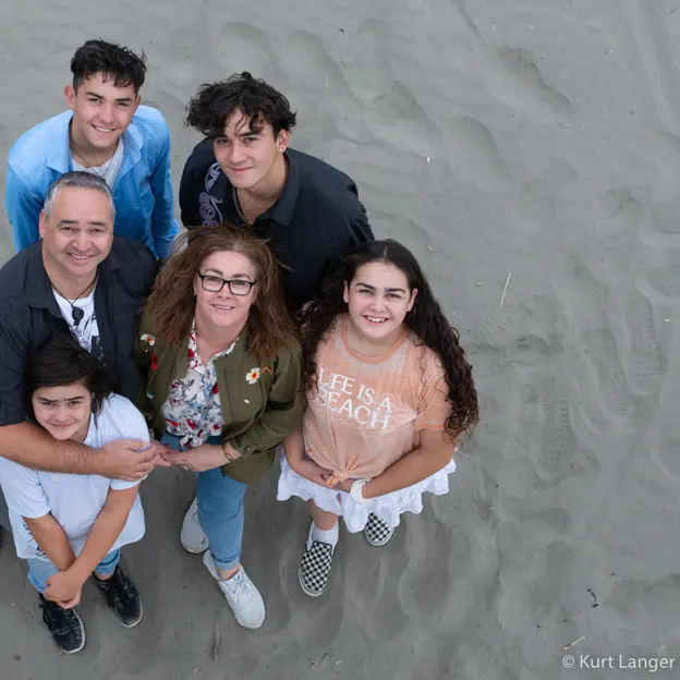 21.2.2020 Shane's Family Portrait — photograph 48 of 92