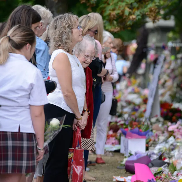 Day 6 - The Memorial Wall With Mum — photograph 20 of 21