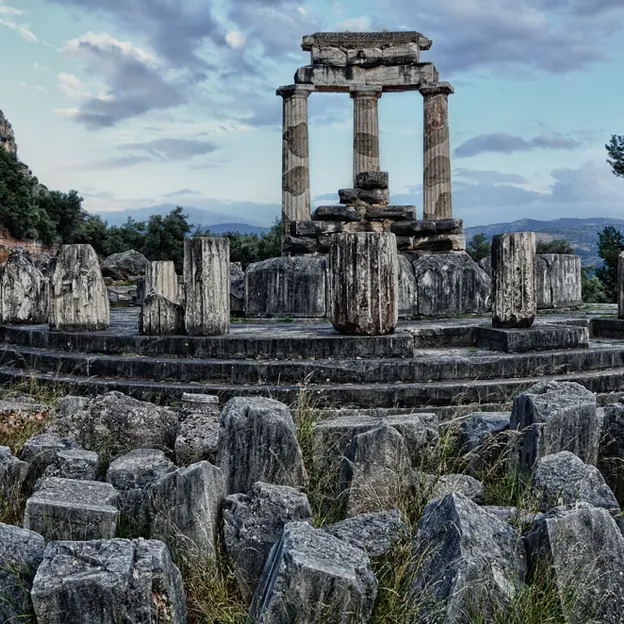 Delphi — photograph 14 of 15