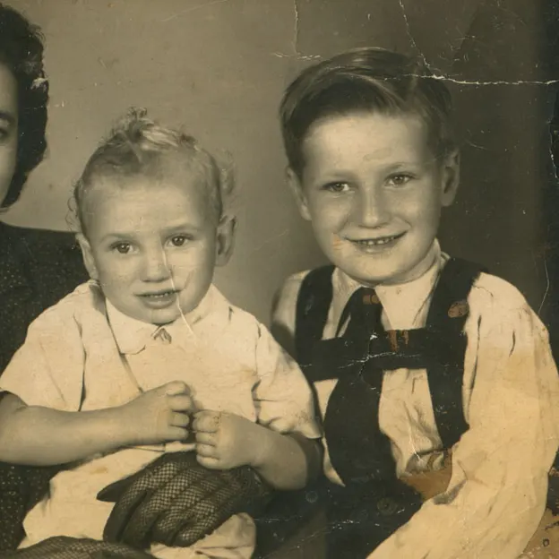 The Life Of Hans Langer — photograph 9 of 230