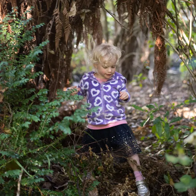 8.4.2020 Ernle Clark Reserve — photograph 17 of 23