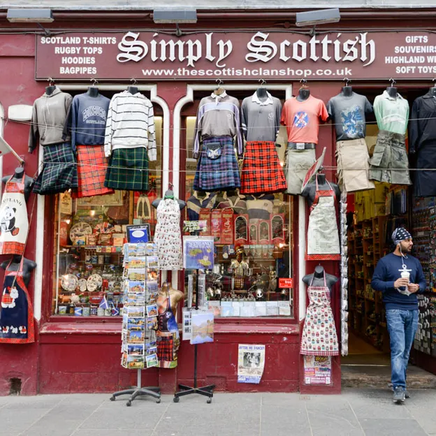 Shop Fronts — photograph 14 of 55