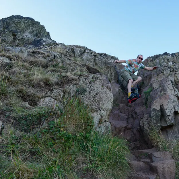 Mountian Boarding Arthurs Seat — photograph 12 of 43