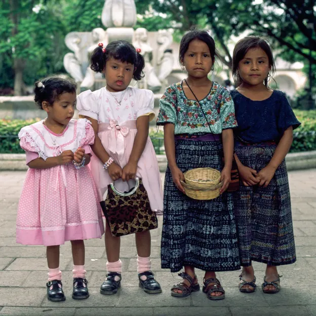 2002 Guatemala Scans — photograph 10 of 22
