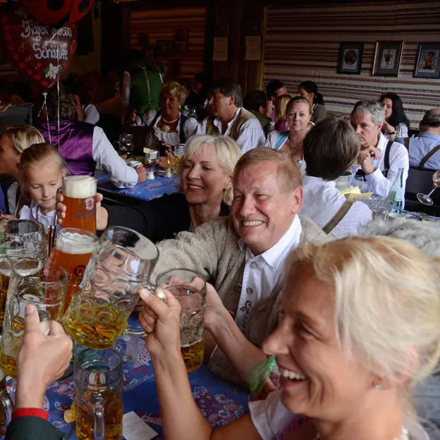 Oktoberfest 2012 — photograph 15 of 90