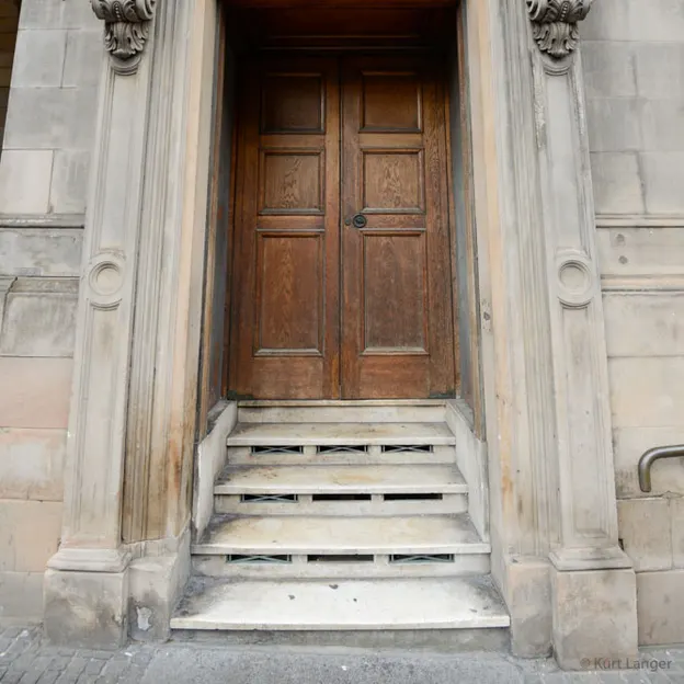Doors — photograph 14 of 36