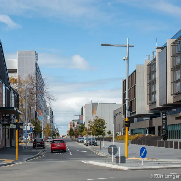 28.3.2020 In The City On Bike — photograph 118 of 179