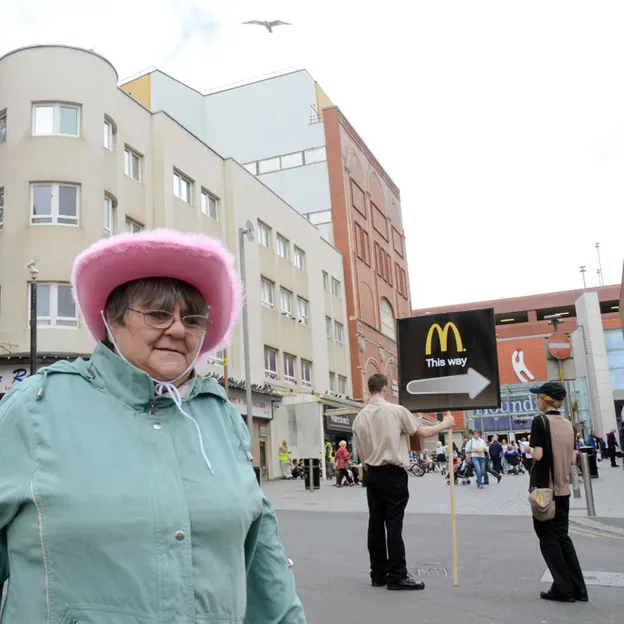 Blackpool 2011 — photograph 37 of 40
