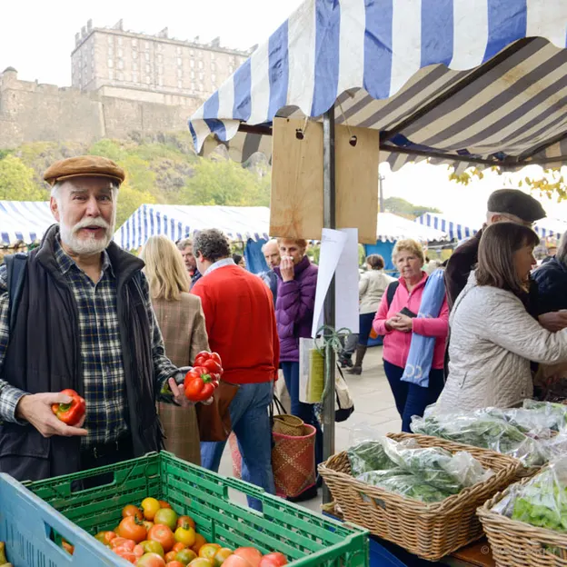 Markets & Stalls — photograph 13 of 20