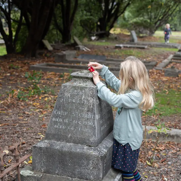 12.5.2020 Craycroft & Addington Cemetery — photograph 36 of 50
