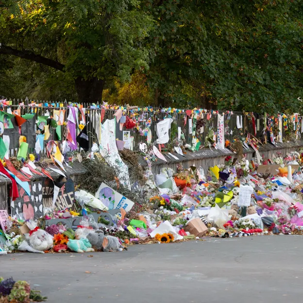 The Memorial Wall On Sunset 31.03.2019 — photograph 29 of 48