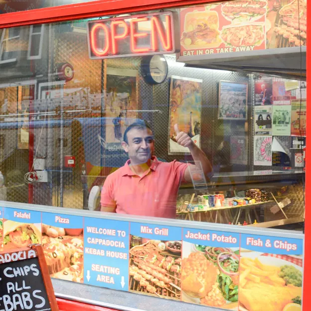 Shopkeepers & Workers — photograph 14 of 15